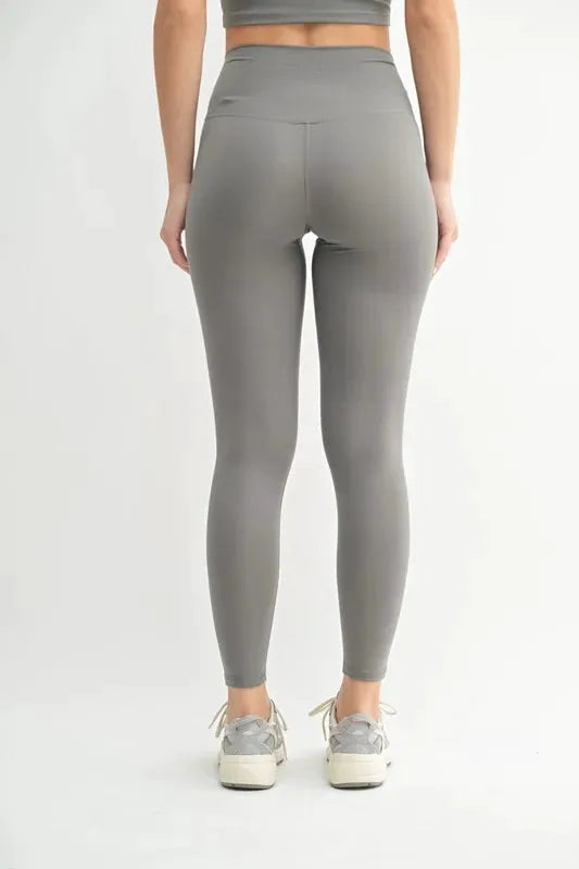 MONO B Venice Cloud Light Contour High-Waisted Leggings by Partner Label