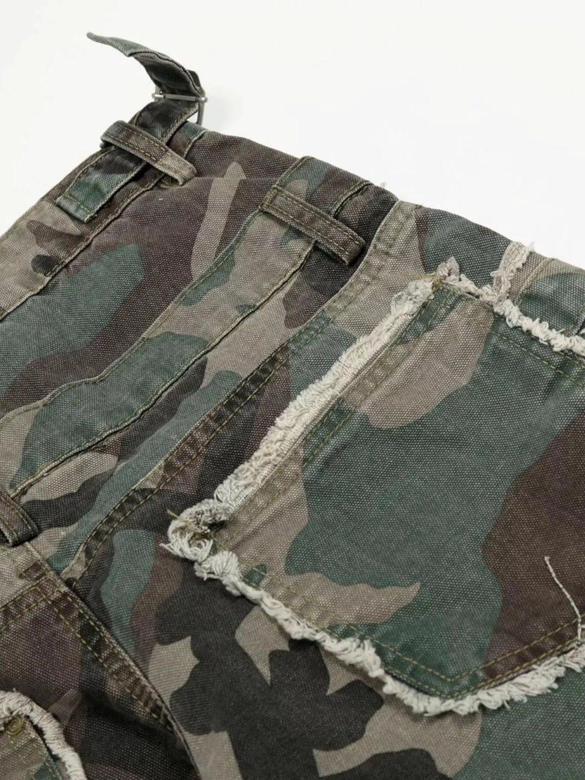 Men's Camouflage Wide-Leg Pants by Trendsi