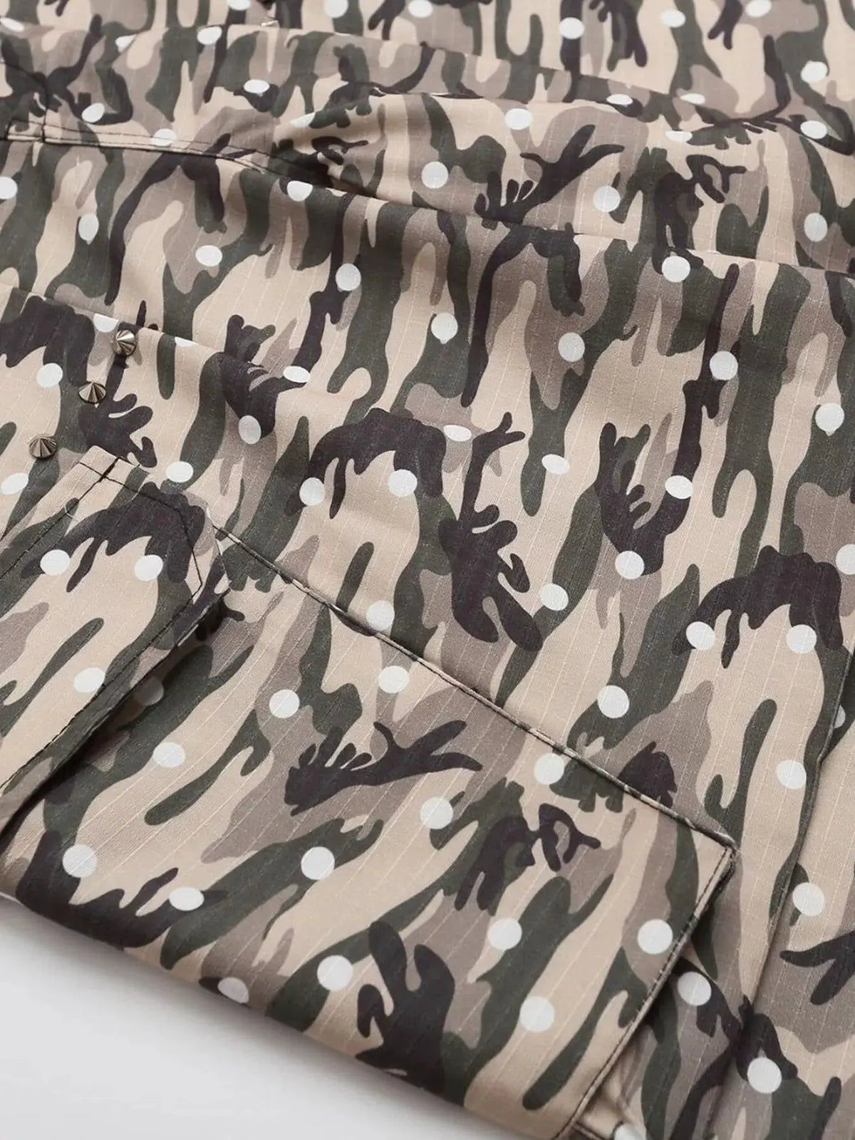 Men's Camouflage Cargo Capris by Trendsi