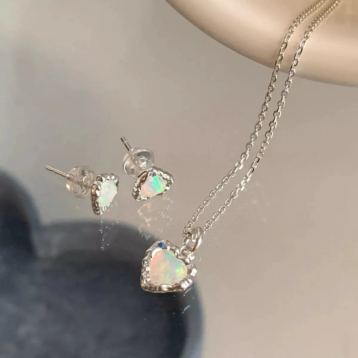925 Sterling Silver Zircon Heart Necklace by Partner Labels