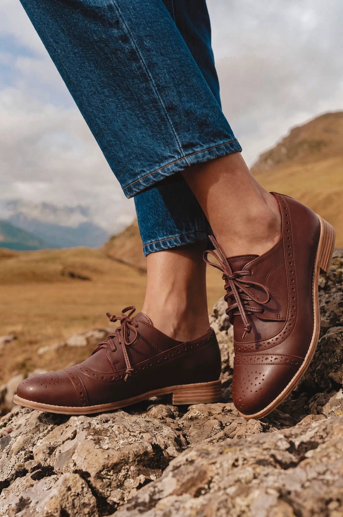 Men's Elf Aspen Brogue Leather Oxfords Featuring Exquisite Cap Toe Detailing by ELF