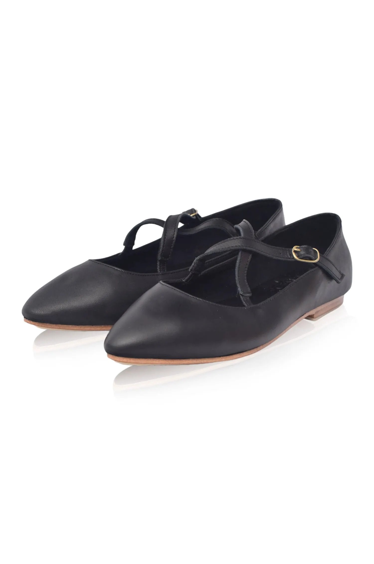 Bella Vita Criss-Cross Pointed Flats (Sz. 9 & 10.5) by ELF