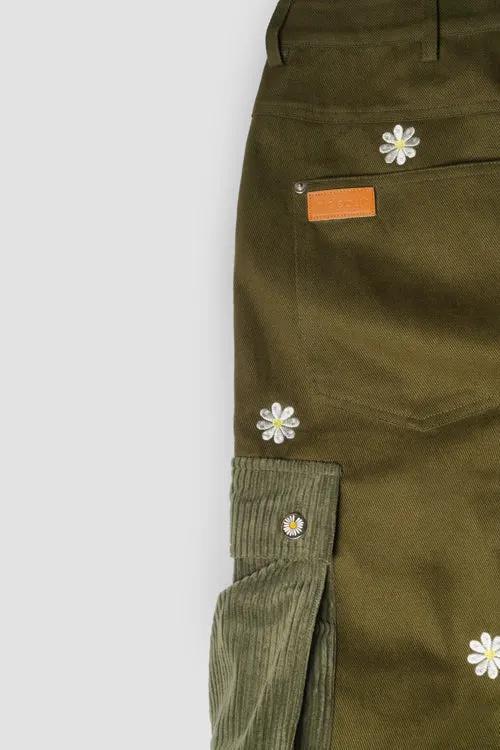 Embroidered Flowers Detachable Cargo Pants Shorts by Hideout