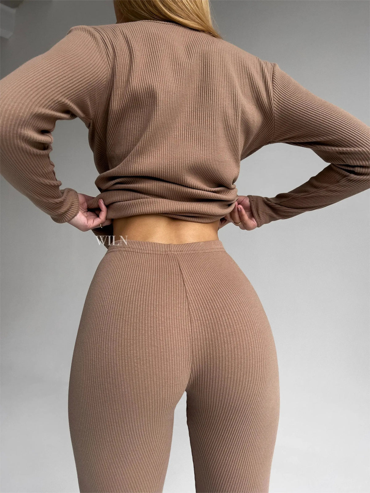 EASE by WILN
