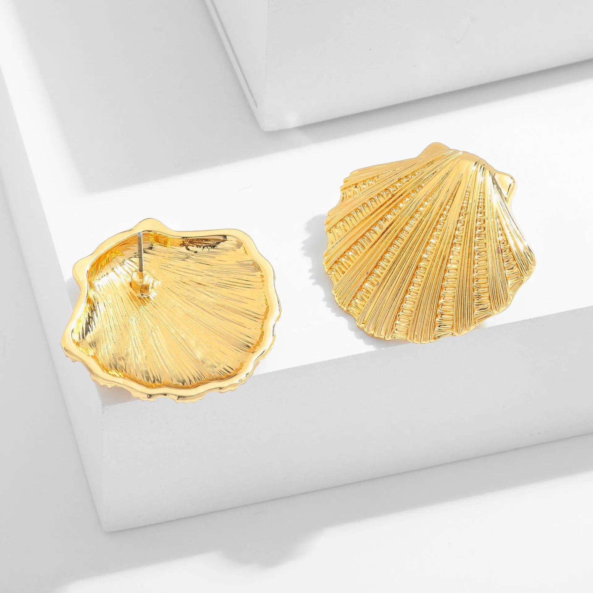 Earrings with high-end feel, starfish shells, ins earrings, metallic shell earrings, light luxury earrings by Dropsure