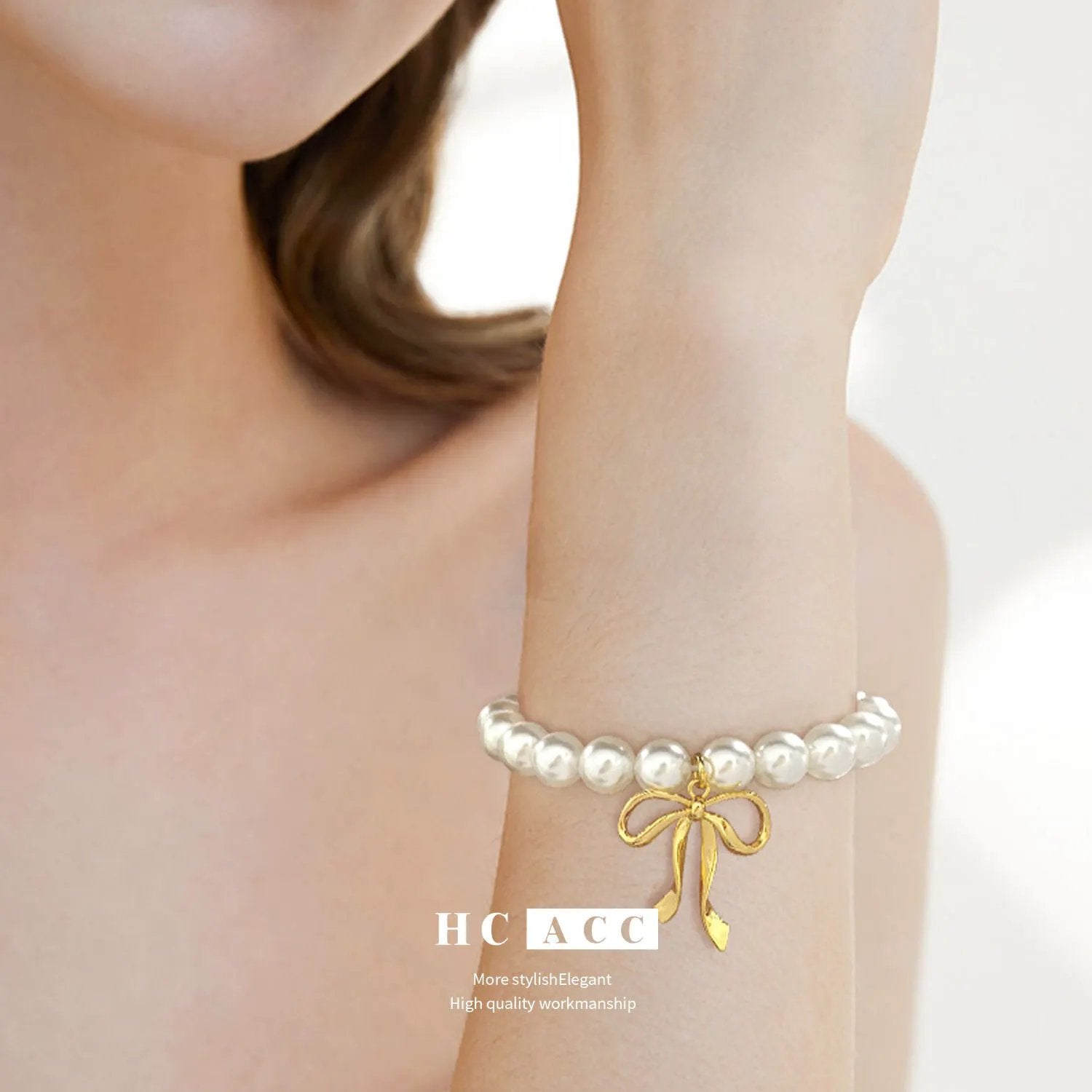 European and American Style Light Luxury Niche High-end Bowknot Pendant Pearl Bracelet Women's Retro Elegant All-match Jewelry Bracelet by Dropsure