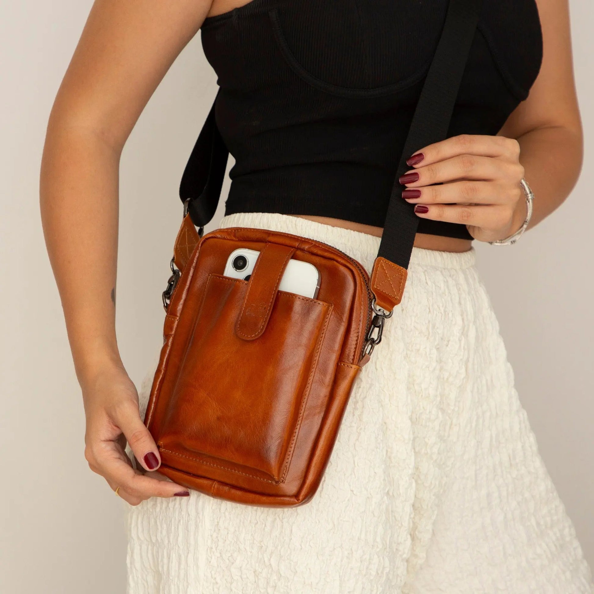 Ajo Leather Crossbody Bag – Genuine Leather Purse by TORONATA