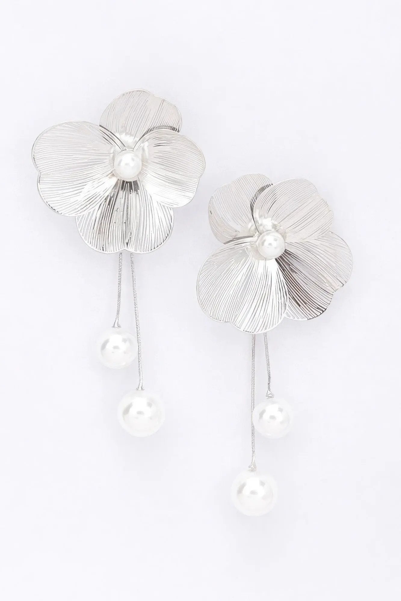 WOMEN'S EARRINGS Trending Prêt-à-Porter New Collection UNION SQUARE BYMANYC ® New York by BYMANYC New York