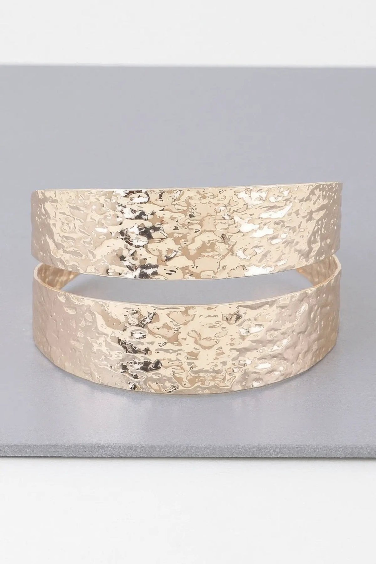 WOMEN'S BRACELETS Trending Prêt-à-Porter New Collection AUSTIN BYMANYC ® New York by BYMANYC New York