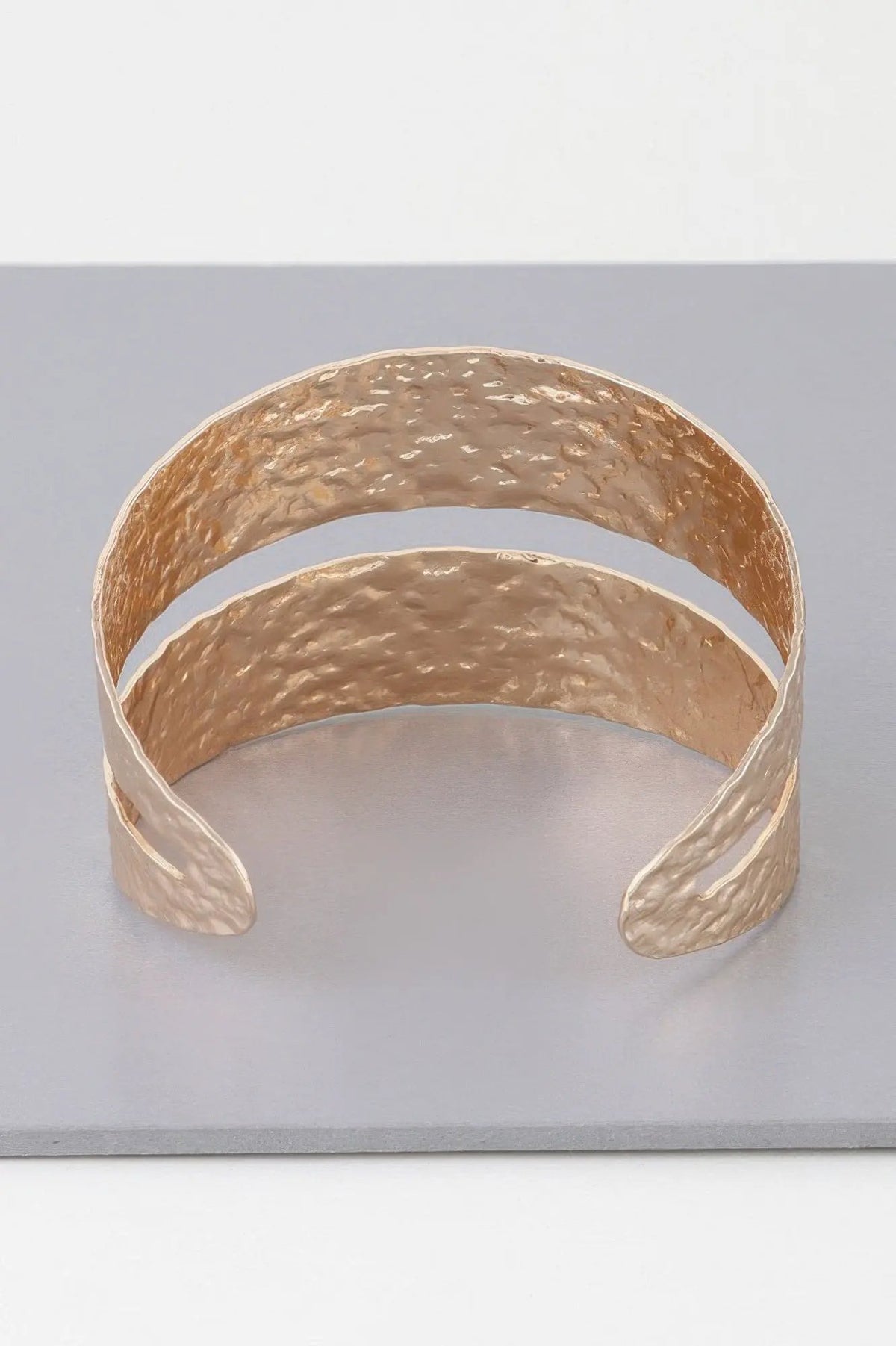 WOMEN'S BRACELETS Trending Prêt-à-Porter New Collection AUSTIN BYMANYC ® New York by BYMANYC New York