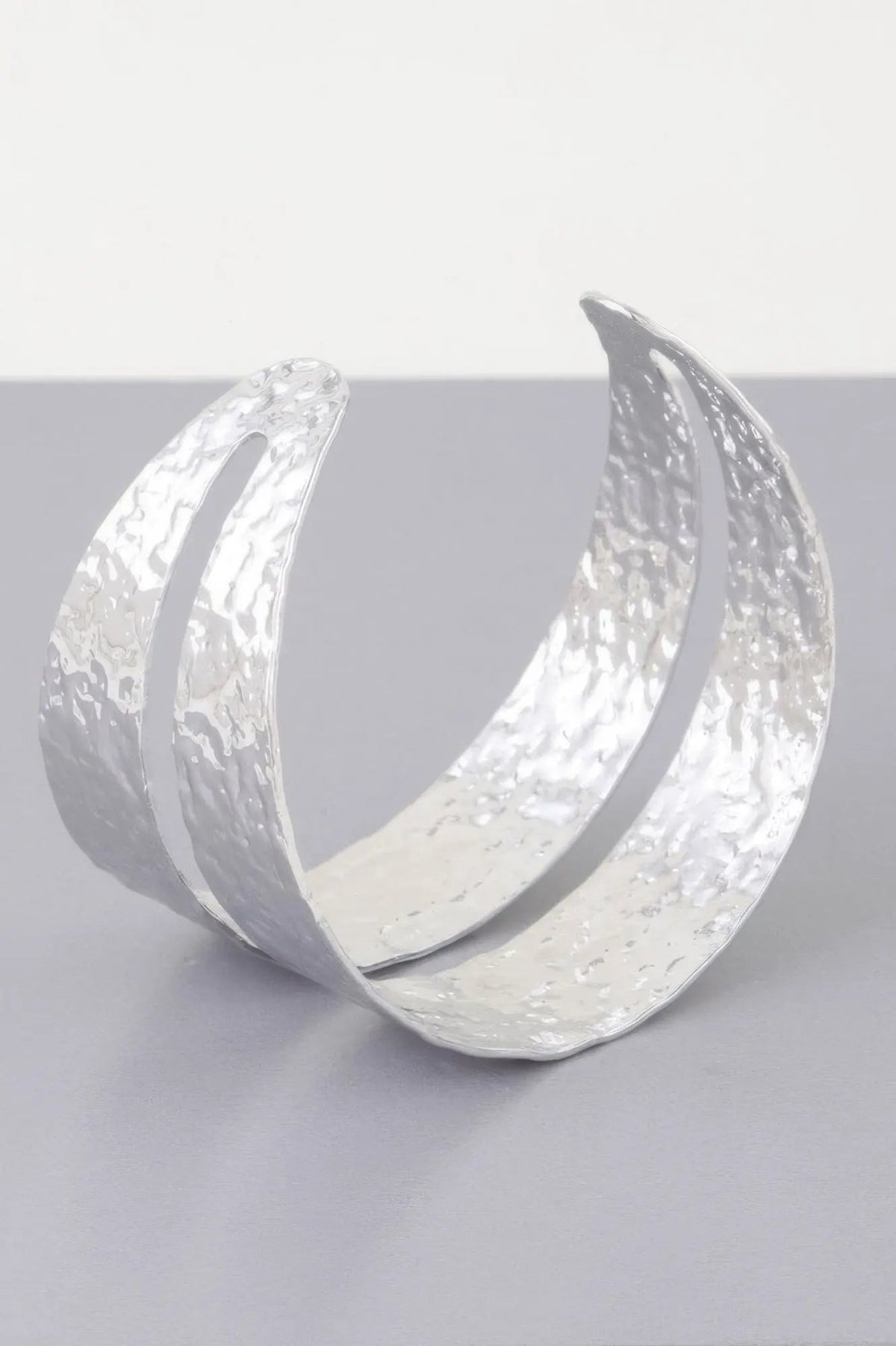 WOMEN'S BRACELETS Trending Prêt-à-Porter New Collection AUSTIN BYMANYC ® New York by BYMANYC New York