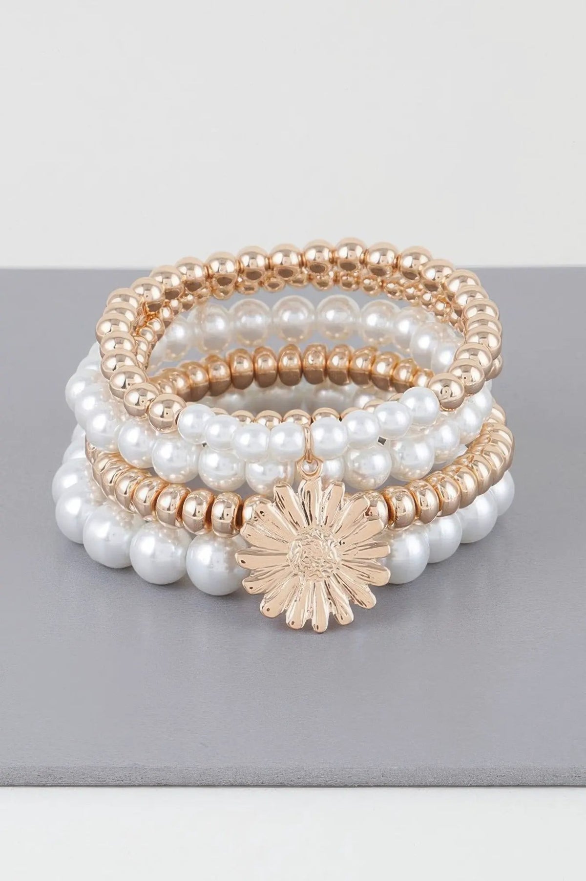 WOMEN'S BRACELETS Trending Prêt-à-Porter New Collection PORTLAND BYMANYC ® New York by BYMANYC New York