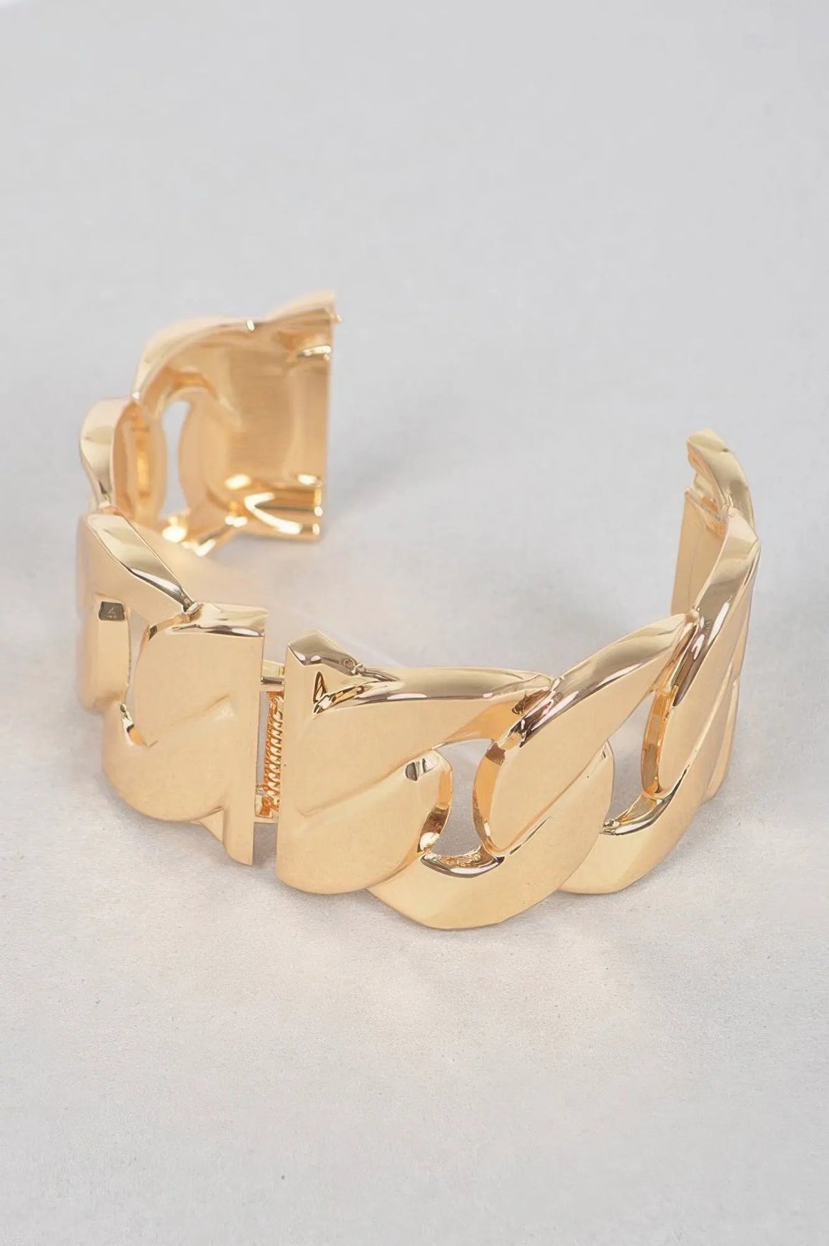 WOMEN'S BRACELETS Trending Prêt-à-Porter New Collection NOHO BYMANYC ® New York by BYMANYC New York