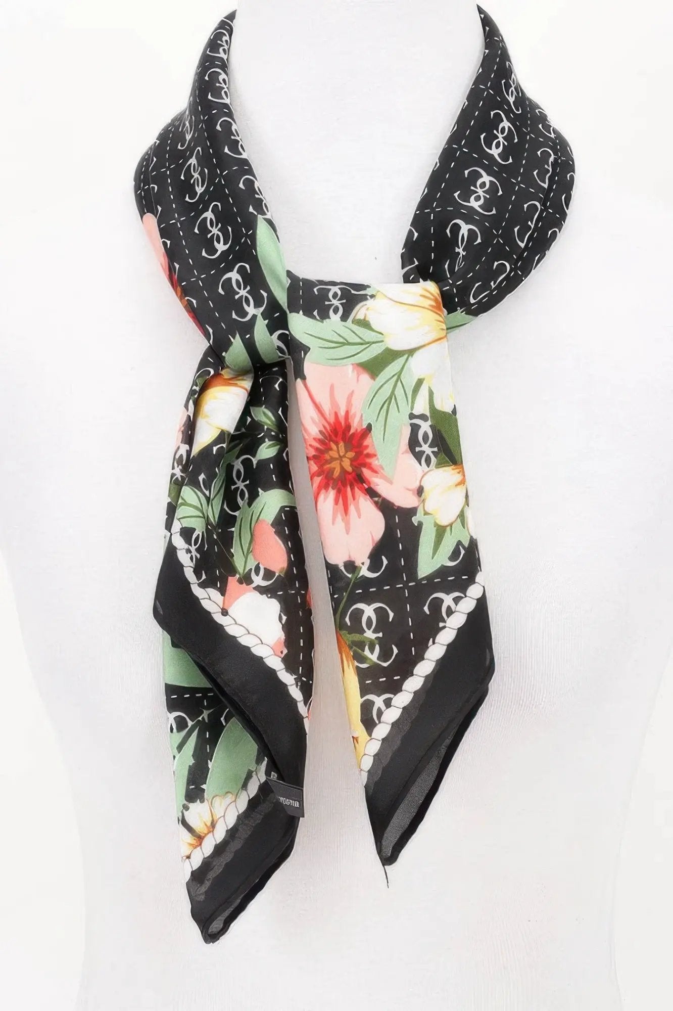 WOMEN'S SCARVES Eco-Friendly Prêt-à-Porter New Collection UPPER EAST SIDE BYMANYC ® New York by BYMANYC New York