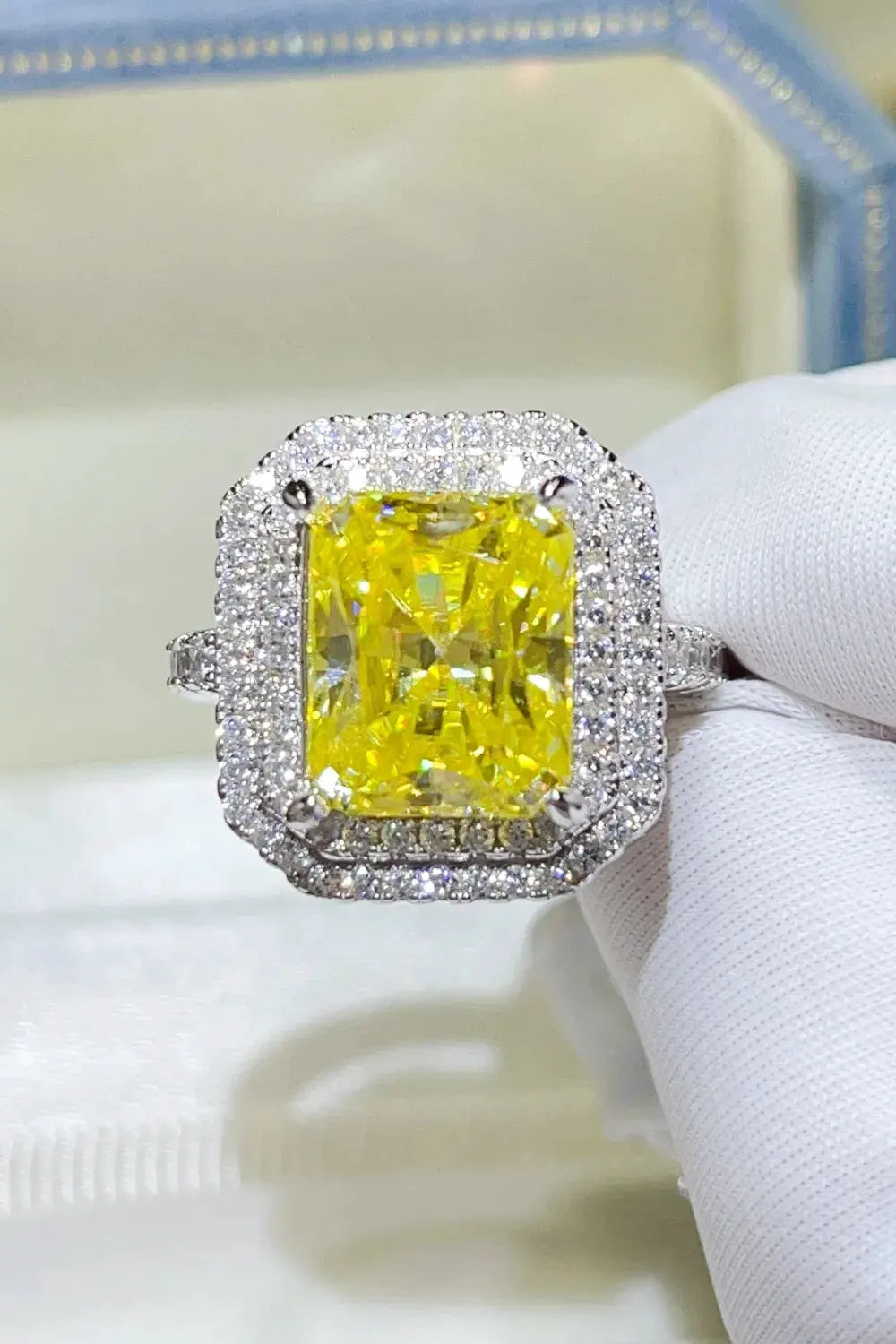2 Carat Moissanite 925 Sterling Silver Ring by Partner Label