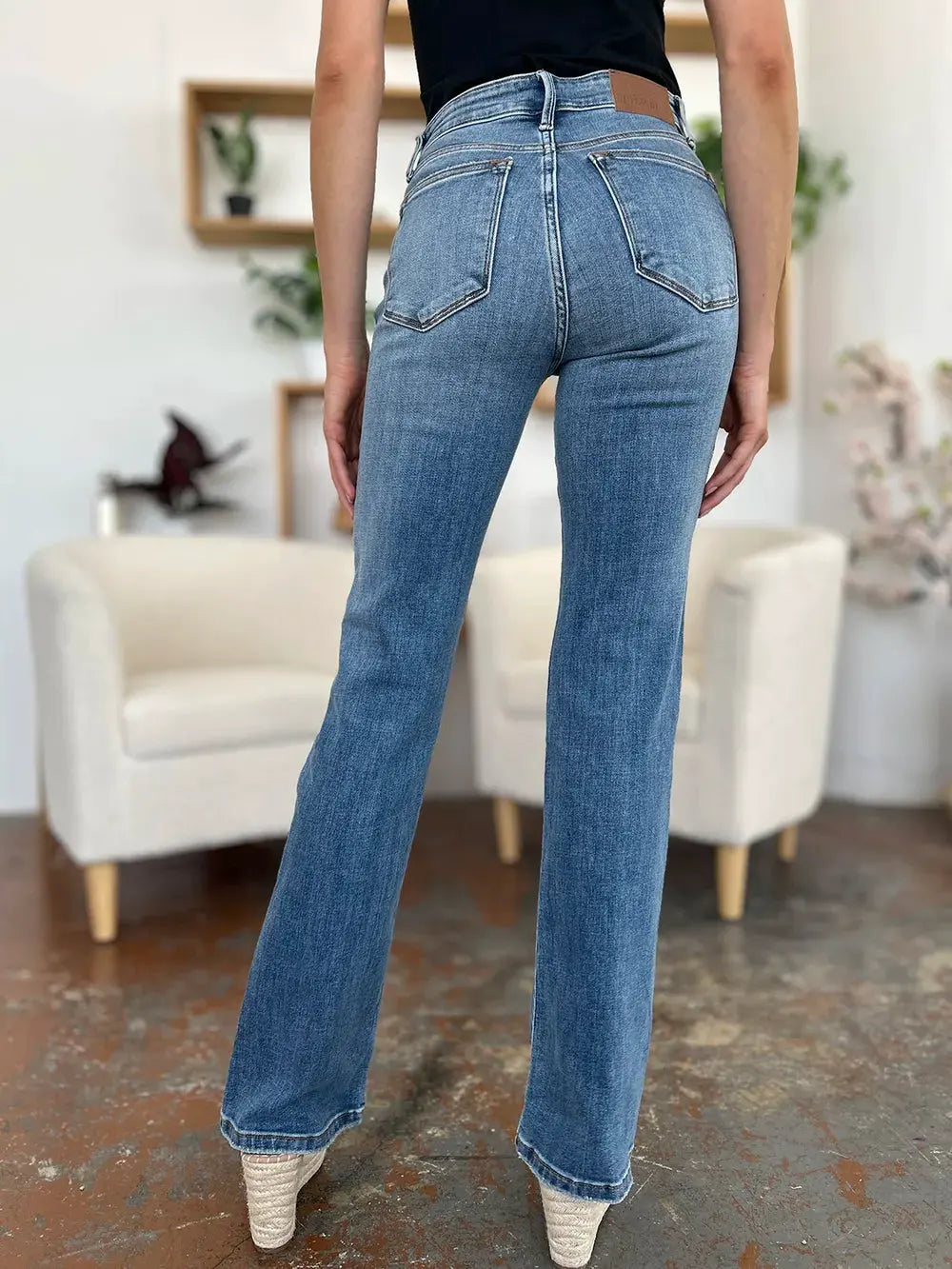 Judy Blue Full Size Mid-Rise Waist Straight Jeans by Judy Blue