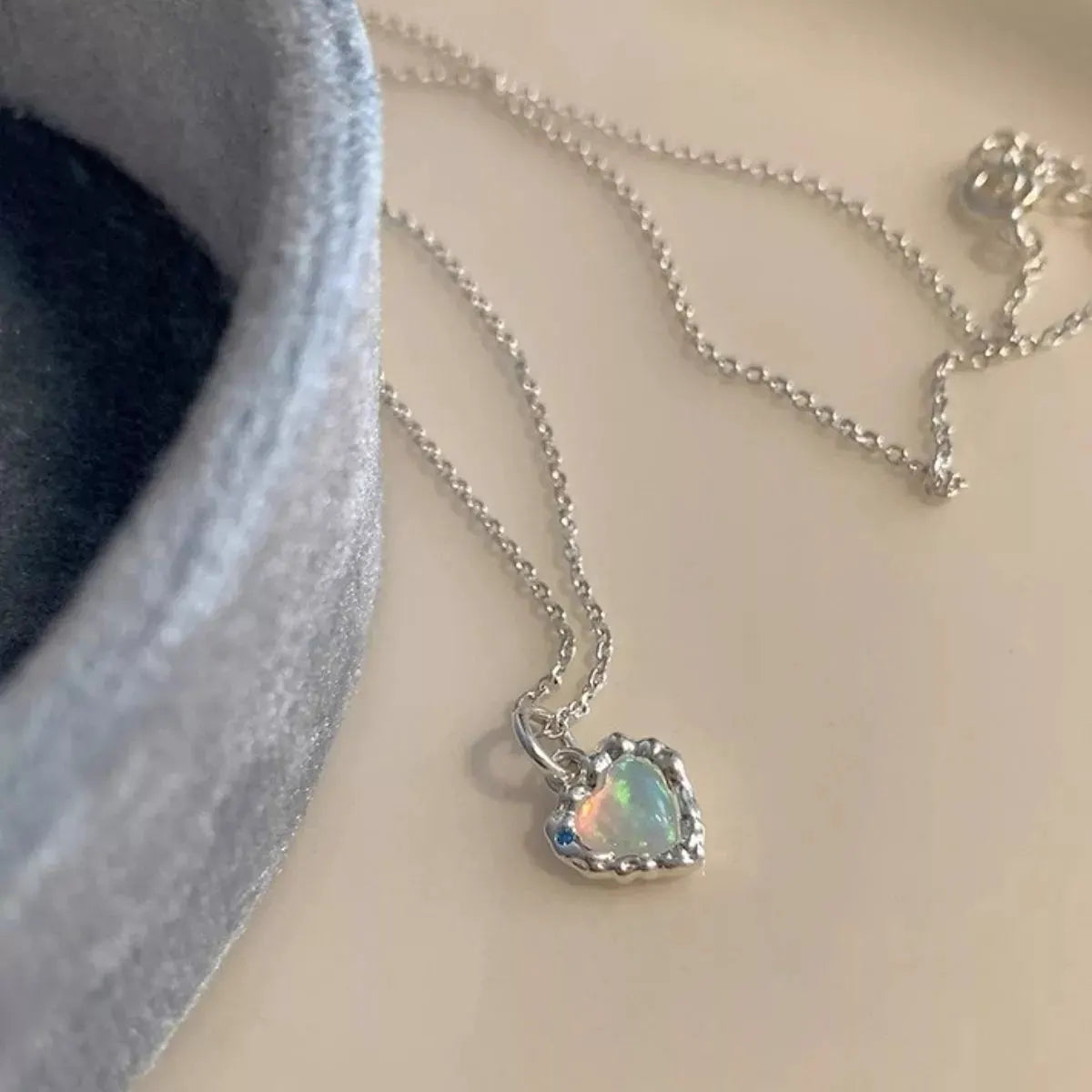 925 Sterling Silver Zircon Heart Necklace by Partner Labels