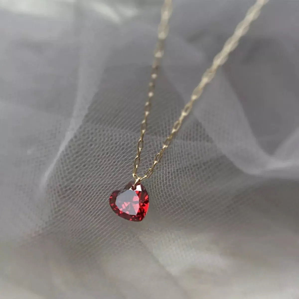 925 Sterling Silver Zircon Heart Necklace by Partner Labels