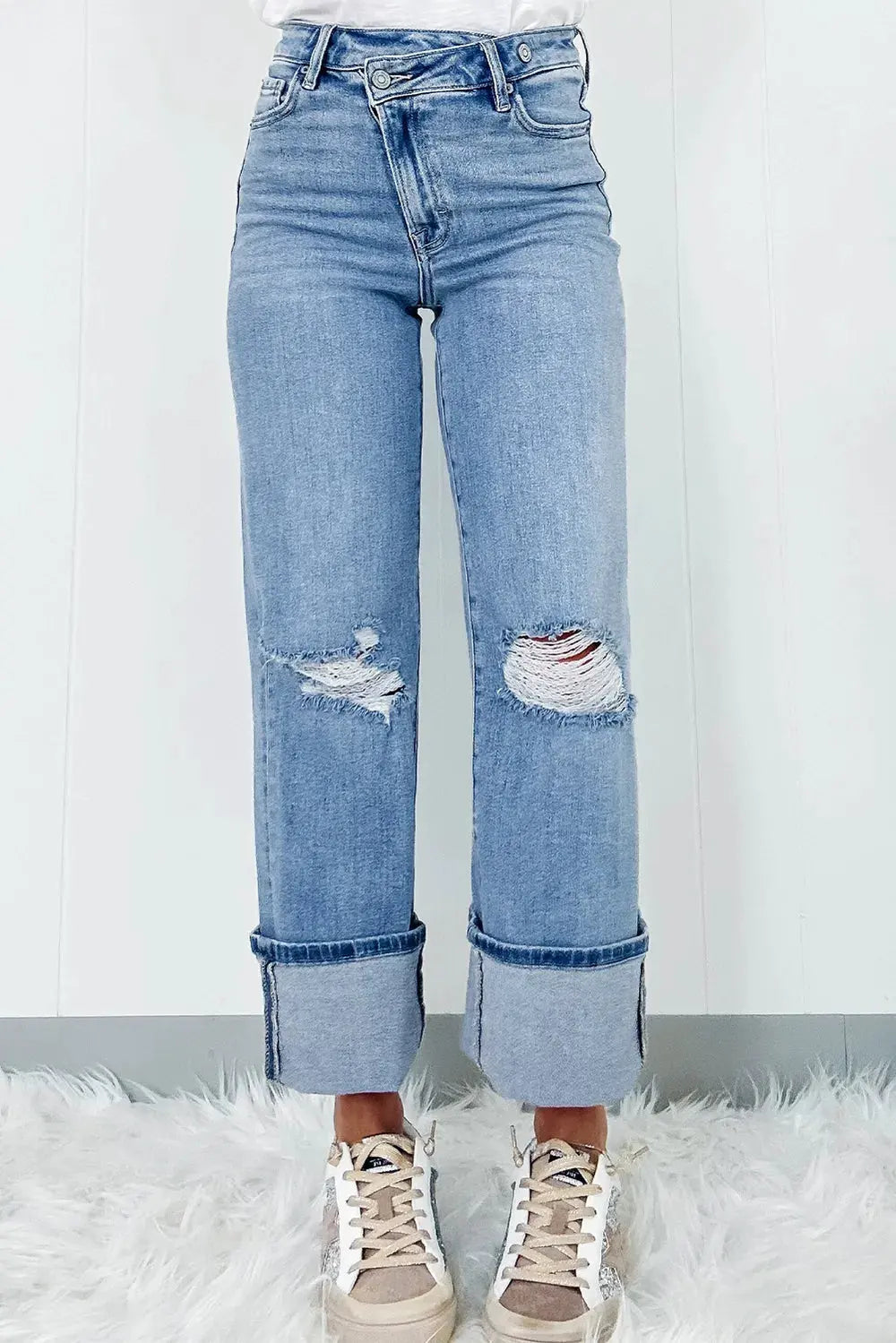 Distressed Straight Jeans with Pockets by Partner Label
