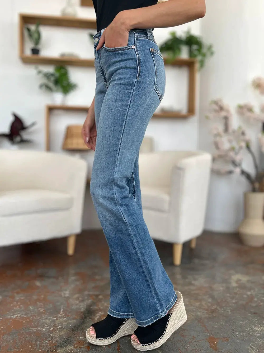 Judy Blue Full Size Mid-Rise Waist Straight Jeans by Judy Blue