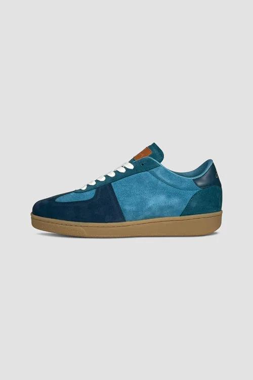 hideout Soul 22.5 Sneaker by Hideout x Algori