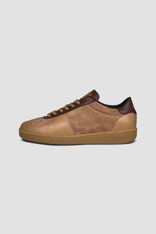 hideout Soul 22.5 Sneaker by Hideout x Algori