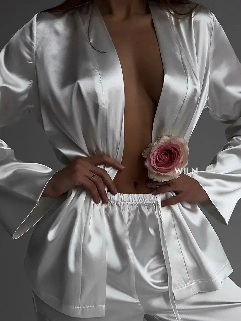 ELEGANCE by WILN