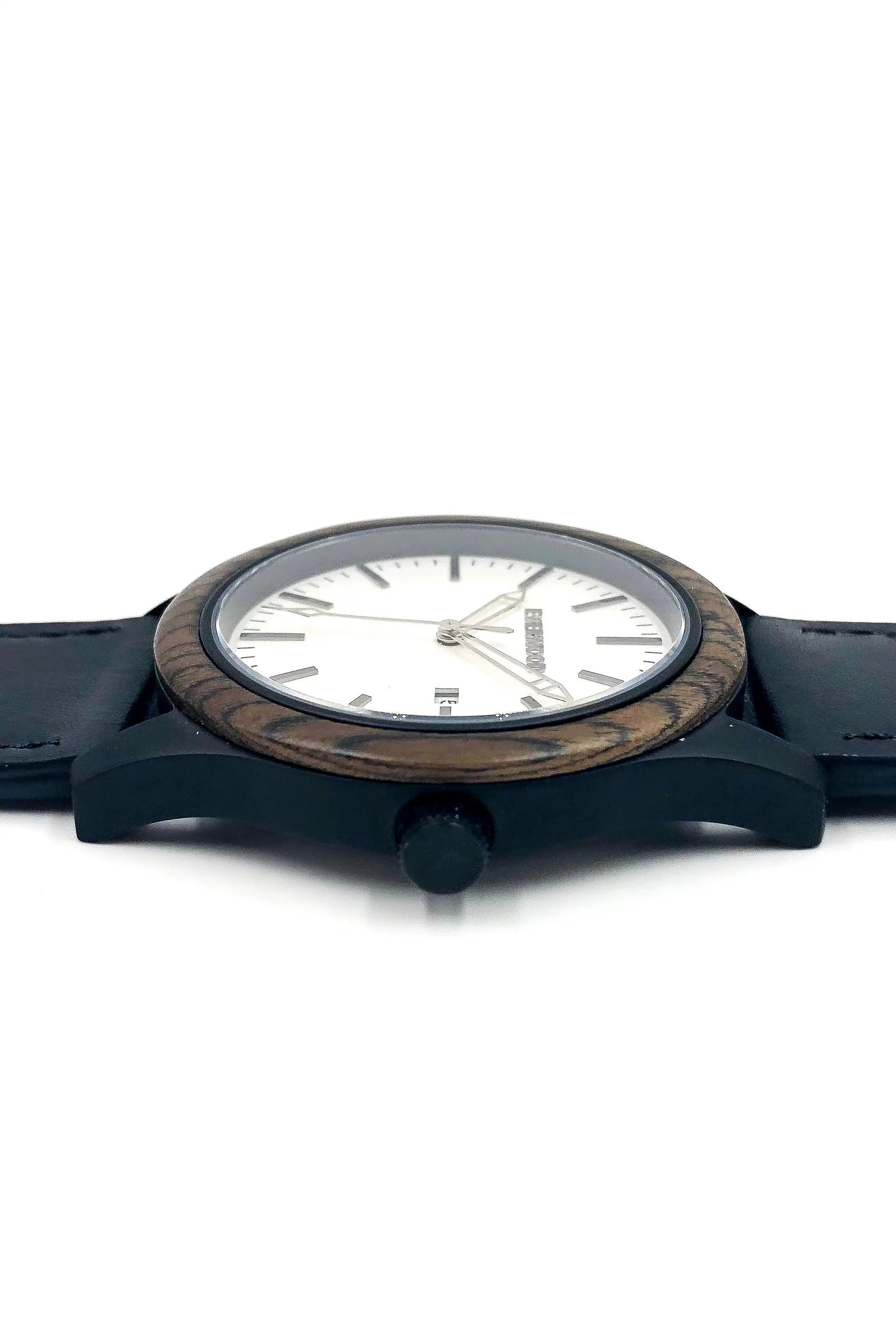 Inverness Walnut by Everwood Original